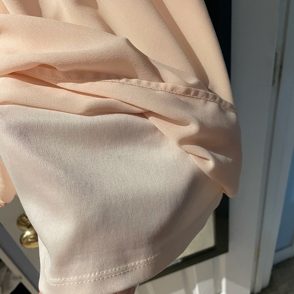 NWOT off the shoulder dress - Picture 5 of 6